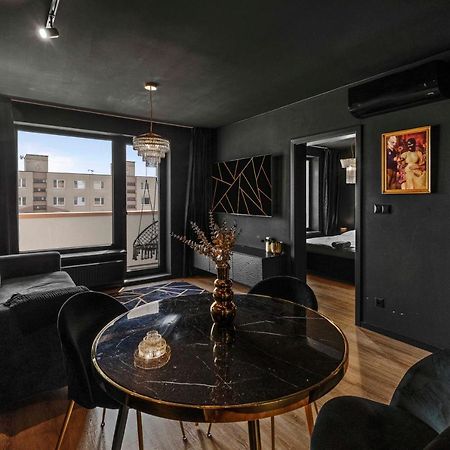 Apartament Lam Black - Ac - Balcony Bratysława Zewnętrze zdjęcie